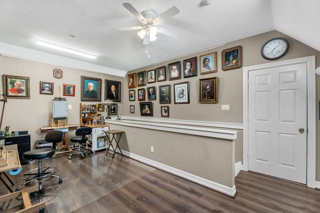 33 Winthrop Harbor N, Montgomery, TX 77356