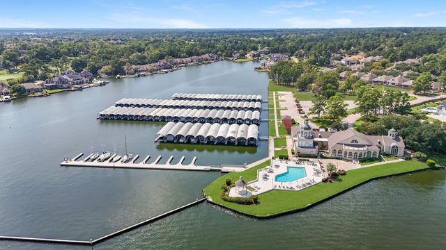 33 Winthrop Harbor N, Montgomery, TX 77356