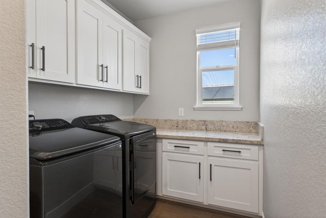 3494 Dutch Canyon Dr, Rocklin, CA 95765