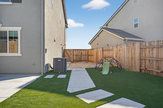 3494 Dutch Canyon Dr, Rocklin, CA 95765