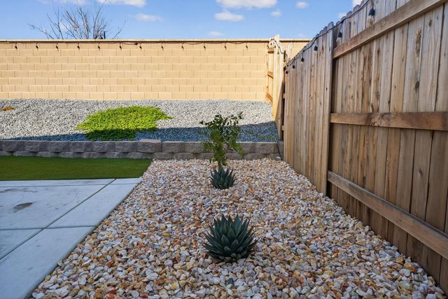 3494 Dutch Canyon Dr, Rocklin, CA 95765