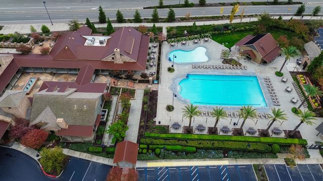 3494 Dutch Canyon Dr, Rocklin, CA 95765