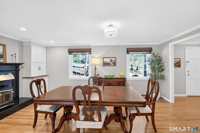 24 Valley View Drive, Simsbury, CT 06089