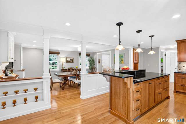 24 Valley View Drive, Simsbury, CT 06089
