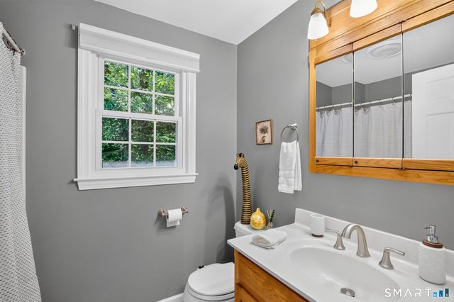 24 Valley View Drive, Simsbury, CT 06089