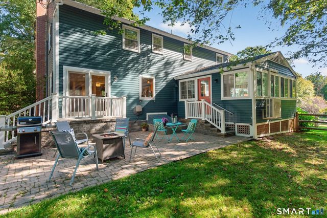 24 Valley View Drive, Simsbury, CT 06089