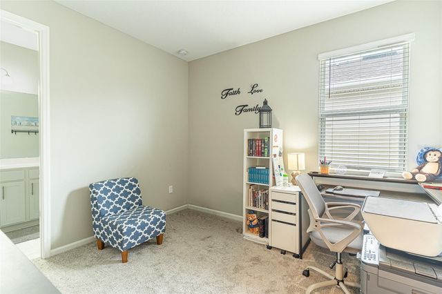 556 HENNEPIN LOOP, Lake Wales, FL 33898