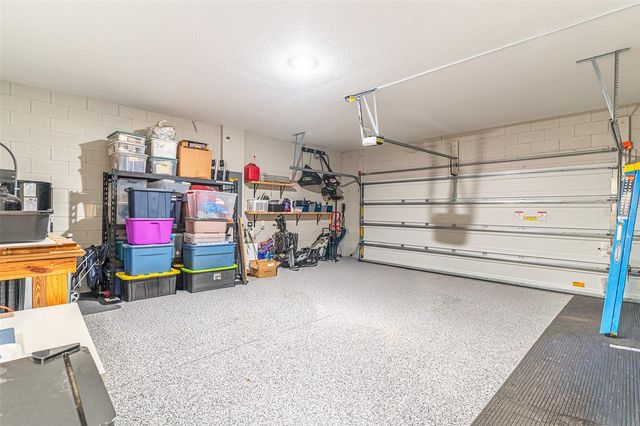 556 HENNEPIN LOOP, Lake Wales, FL 33898