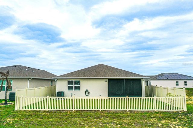 556 HENNEPIN LOOP, Lake Wales, FL 33898