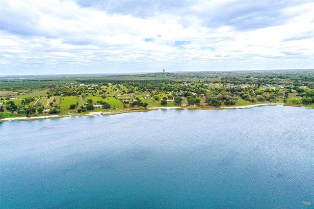 556 HENNEPIN LOOP, Lake Wales, FL 33898