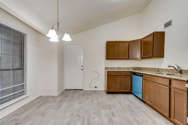 2315 Sunflower Drive, Arlington, TX 76014