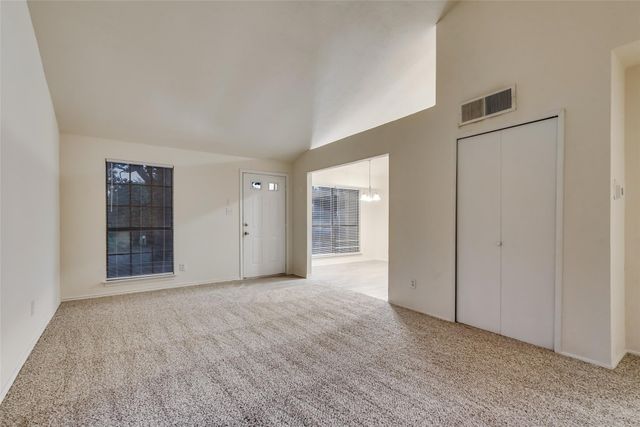 2315 Sunflower Drive, Arlington, TX 76014
