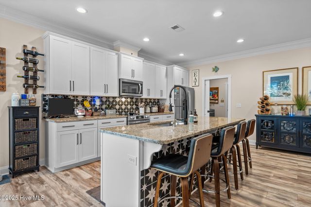 108 NE 17th Street, Oak Island, NC 28465