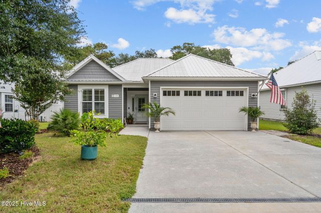 108 NE 17th Street, Oak Island, NC 28465
