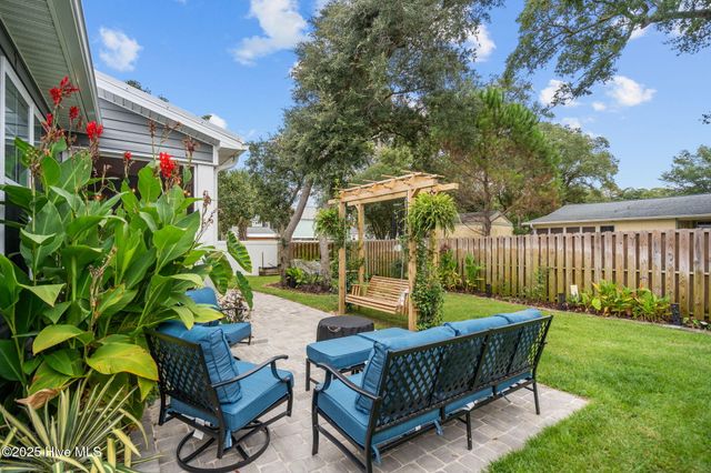 108 NE 17th Street, Oak Island, NC 28465