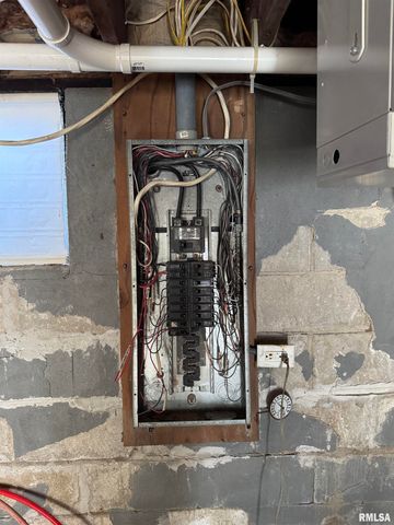 1123 S MAXWELL Road, Peoria, IL 61607