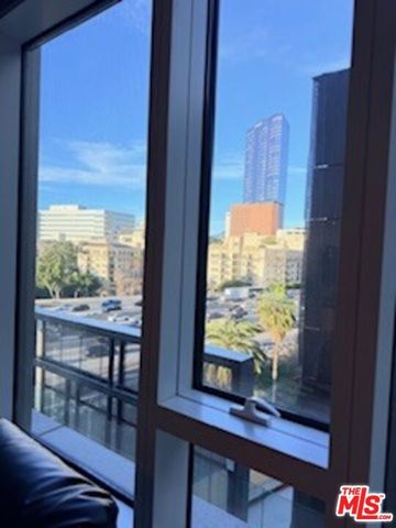 889 Francisco Street 710, Los Angeles, CA 90017