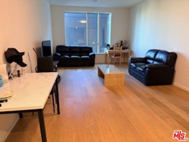 889 Francisco Street 710, Los Angeles, CA 90017