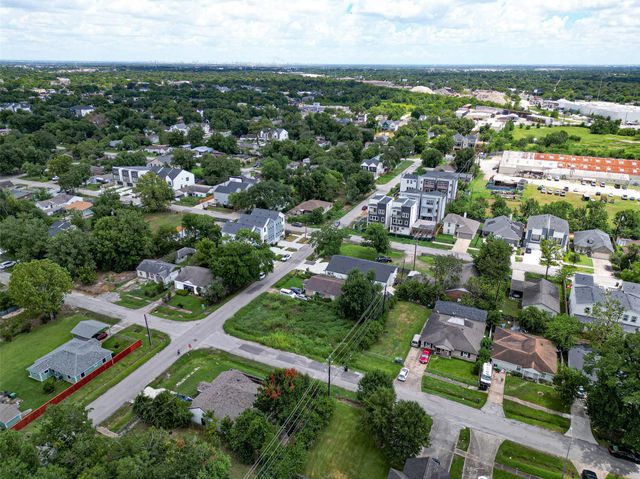 7207 Conley Street, Houston, TX 77021