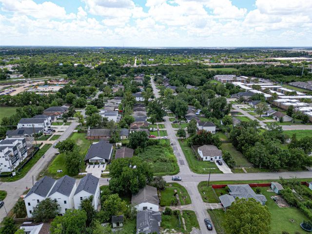 7207 Conley Street, Houston, TX 77021