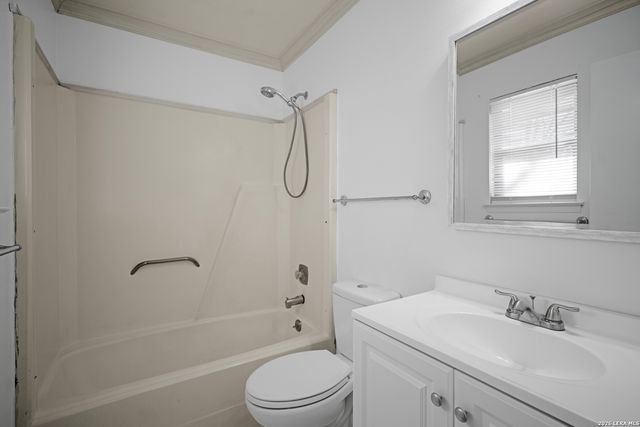 9442 Cliff Way, San Antonio, TX 78250