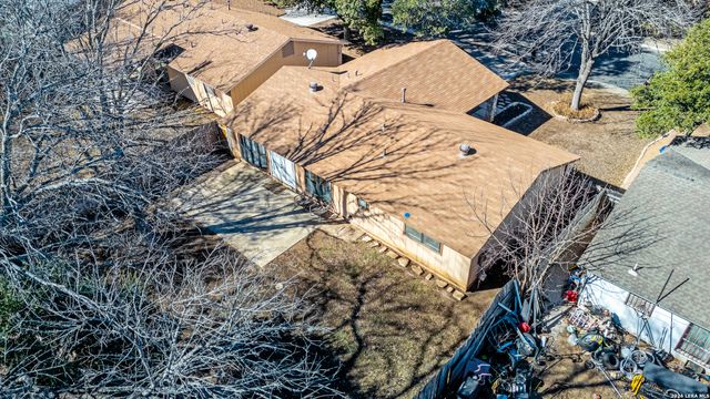 9442 Cliff Way, San Antonio, TX 78250