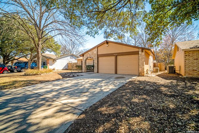 9442 Cliff Way, San Antonio, TX 78250