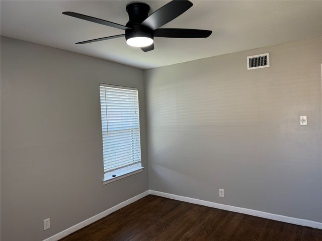 11321 Wyatt Street, Dallas, TX 75218