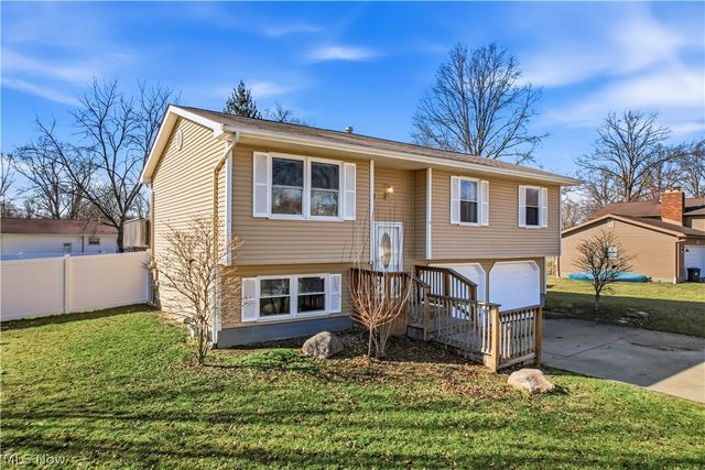 465 S Colonial Drive, Cortland, OH 44410