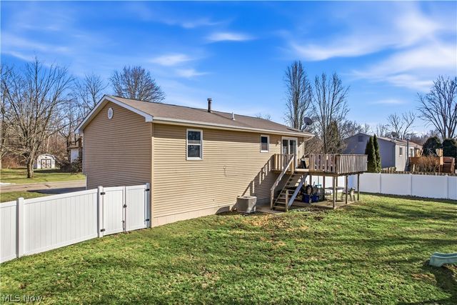 465 S Colonial Drive, Cortland, OH 44410