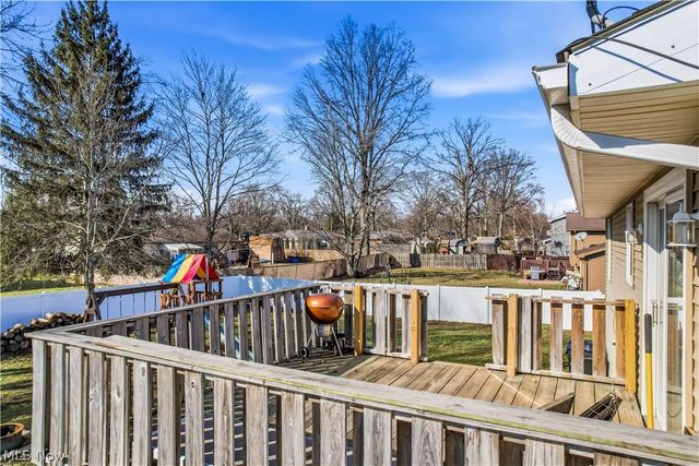 465 S Colonial Drive, Cortland, OH 44410