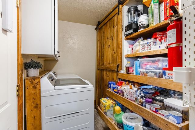1001 Gravel Pit RD, Taylor, TX 76574