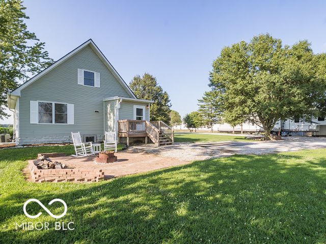 7519 W US 36 Highway W, Coatesville, IN 46121