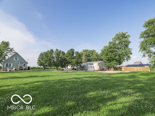 7519 W US 36 Highway W, Coatesville, IN 46121