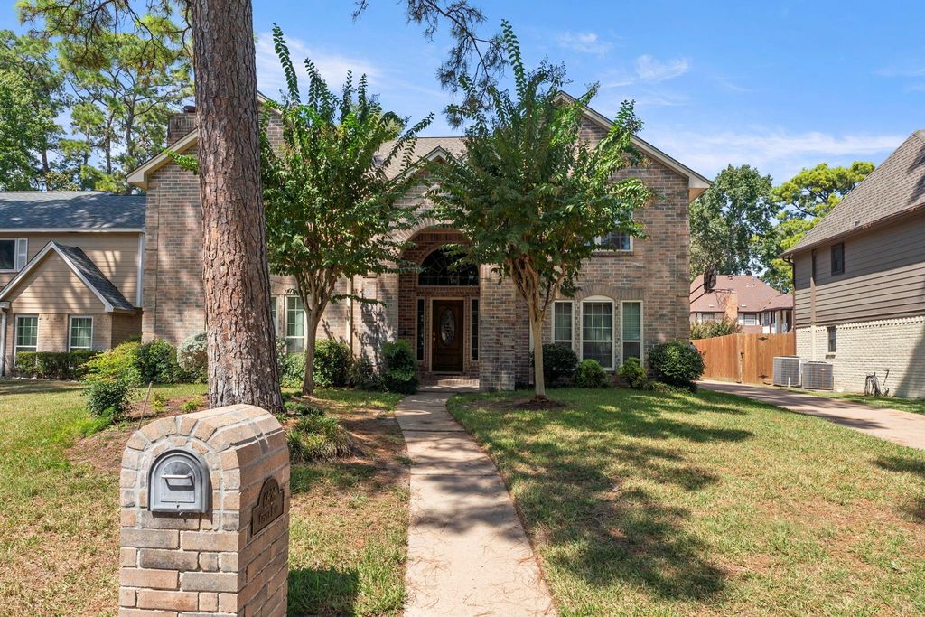 6626 Gentle Bend Drive, Houston, TX 77069