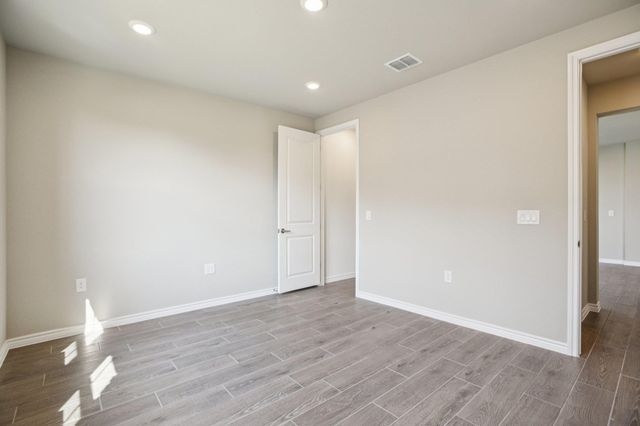 132 Antoinette WAY, San Marcos, TX 78666