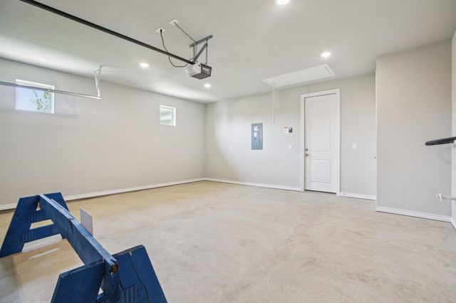 132 Antoinette WAY, San Marcos, TX 78666