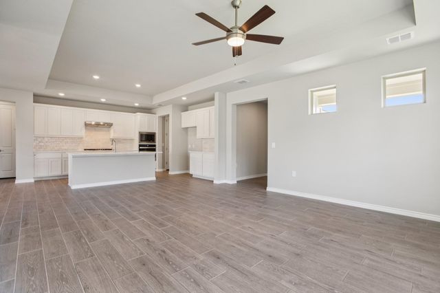 132 Antoinette WAY, San Marcos, TX 78666