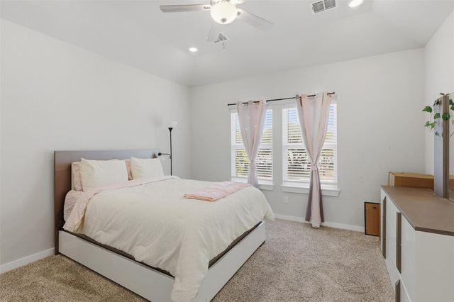 9946 Storehouse Drive, Houston, TX 77080
