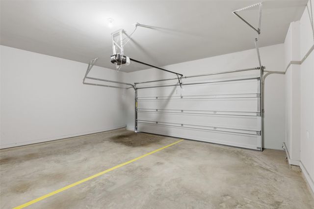 9946 Storehouse Drive, Houston, TX 77080