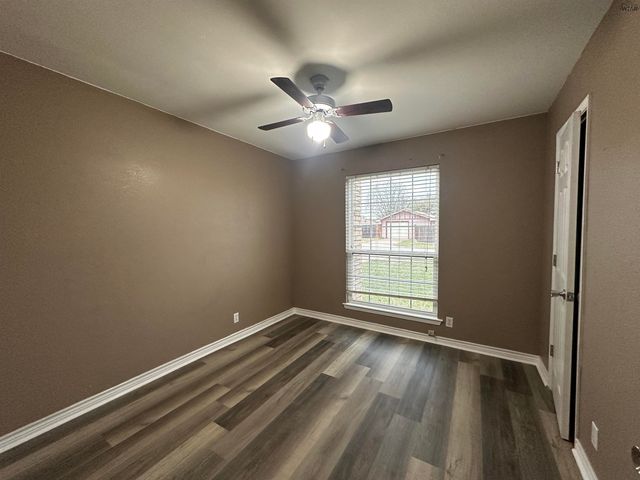 5123 RIDGECREST DRIVE, Wichita Falls, TX 76310