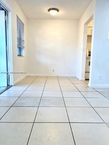 1204 NE 5th Avenue 3, Fort Lauderdale, FL 33304