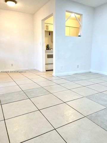 1204 NE 5th Avenue 3, Fort Lauderdale, FL 33304