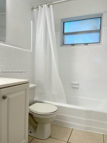 1204 NE 5th Avenue 3, Fort Lauderdale, FL 33304
