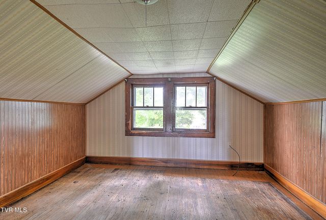900 Fairview Avenue, Kingsport, TN 37660