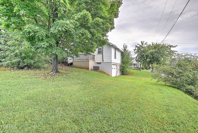 900 Fairview Avenue, Kingsport, TN 37660