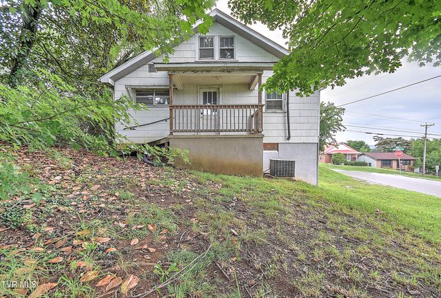900 Fairview Avenue, Kingsport, TN 37660