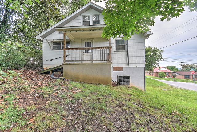 900 Fairview Avenue, Kingsport, TN 37660