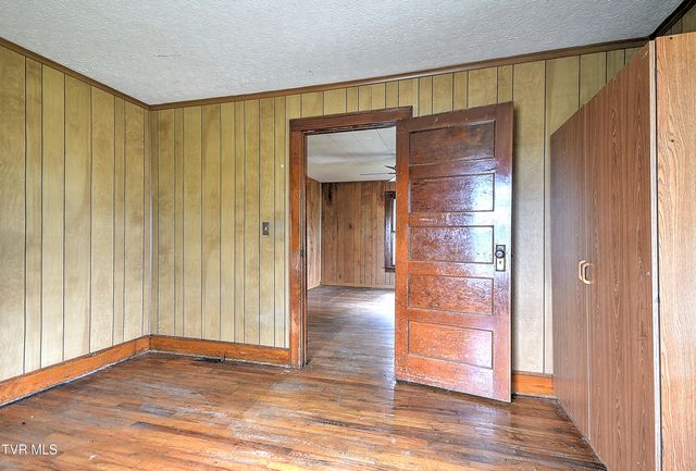 900 Fairview Avenue, Kingsport, TN 37660
