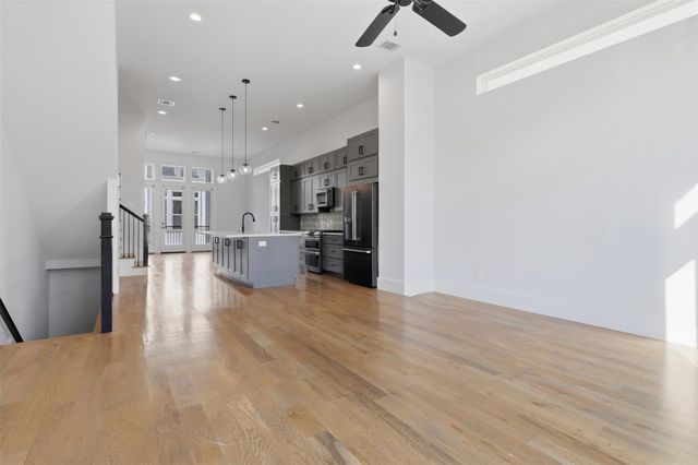 2213 Francis Street, Houston, TX 77004